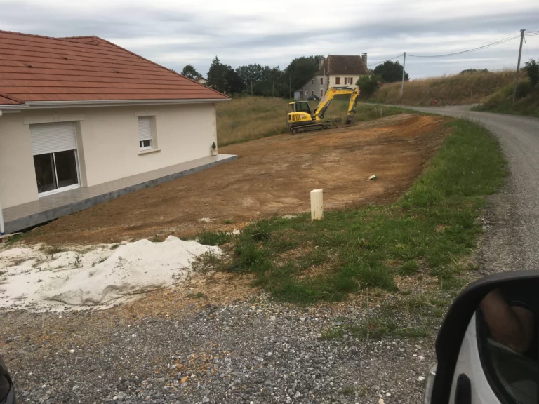 Terrassement Sallespisse LTP40 Landes